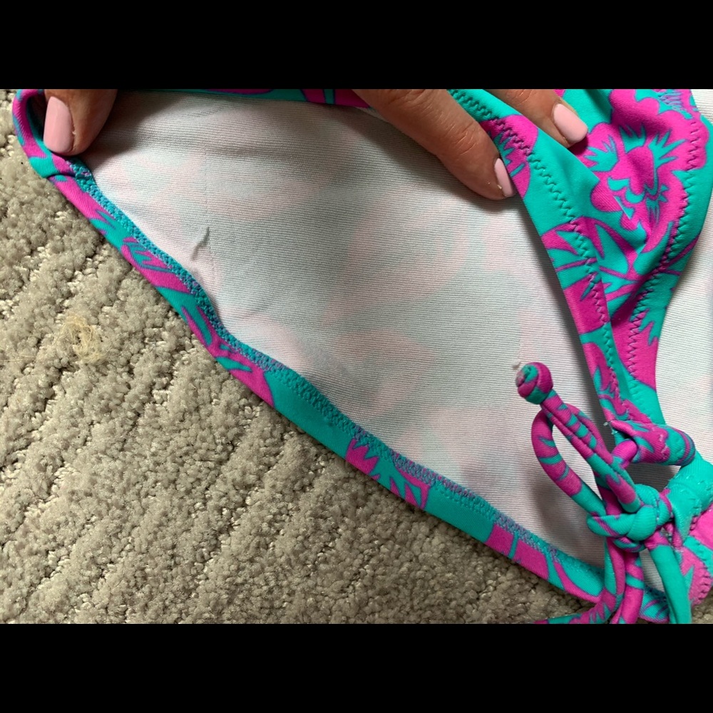 Convertible Bikini - Picture 2 of 4